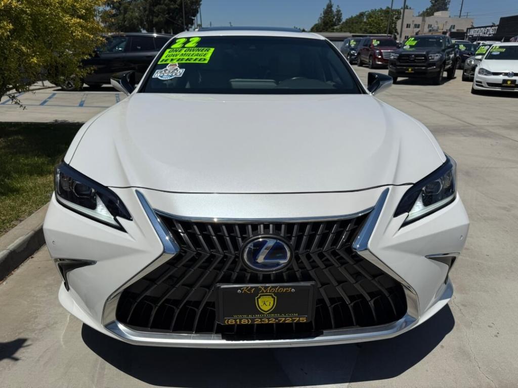 used 2022 Lexus ES 300h car, priced at $37,995