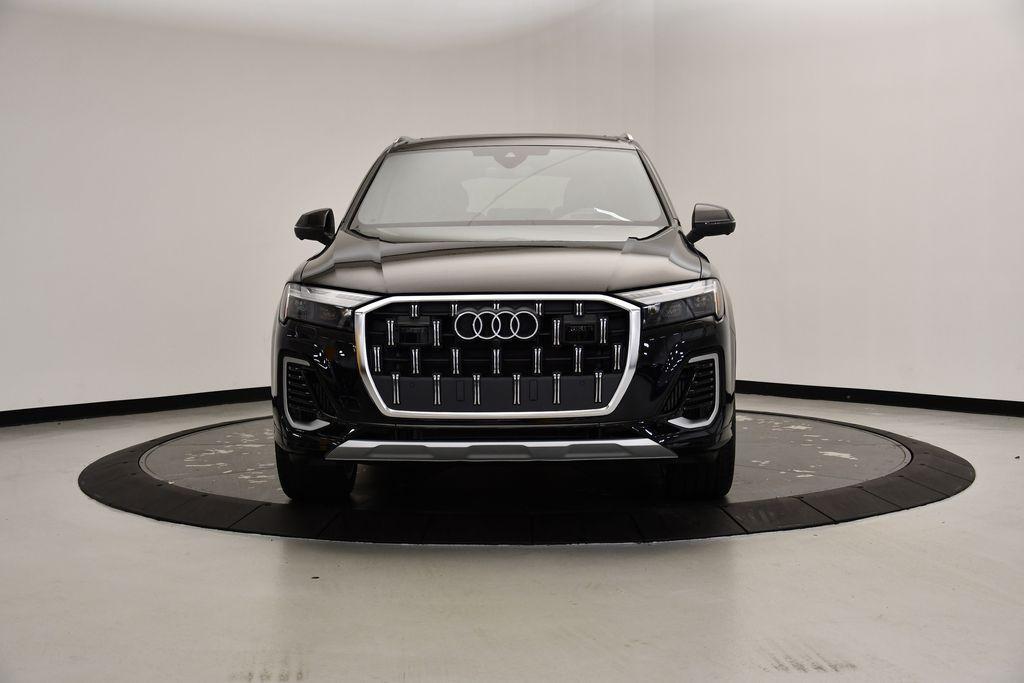 new 2025 Audi Q7 car, priced at $82,800