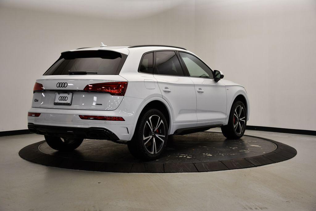 new 2025 Audi Q5 car, priced at $60,330