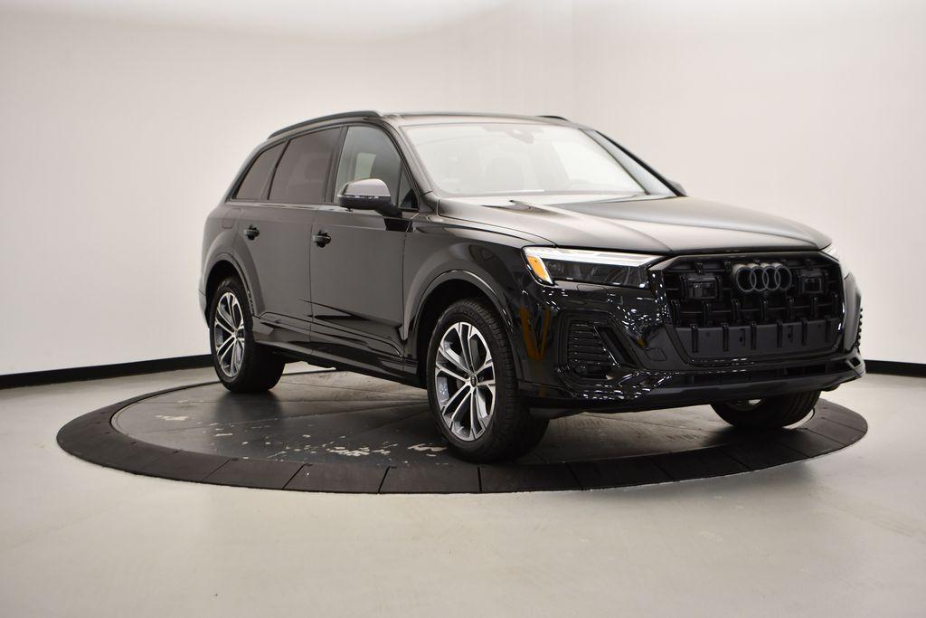 used 2025 Audi Q7 car, priced at $63,889