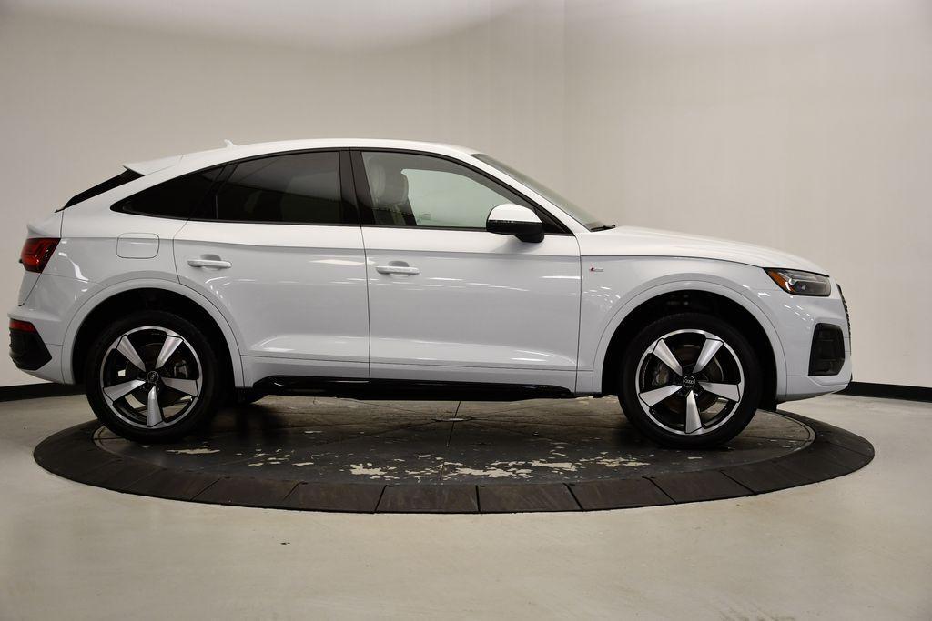 used 2022 Audi Q5 car, priced at $39,989