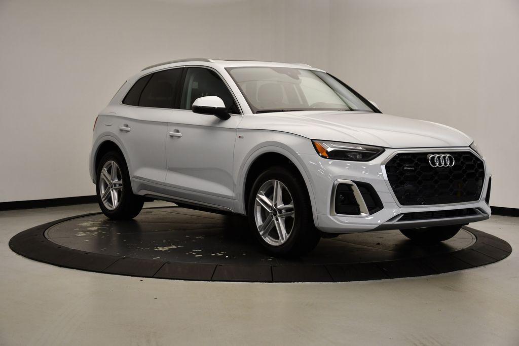 new 2024 Audi Q5 e car, priced at $65,725