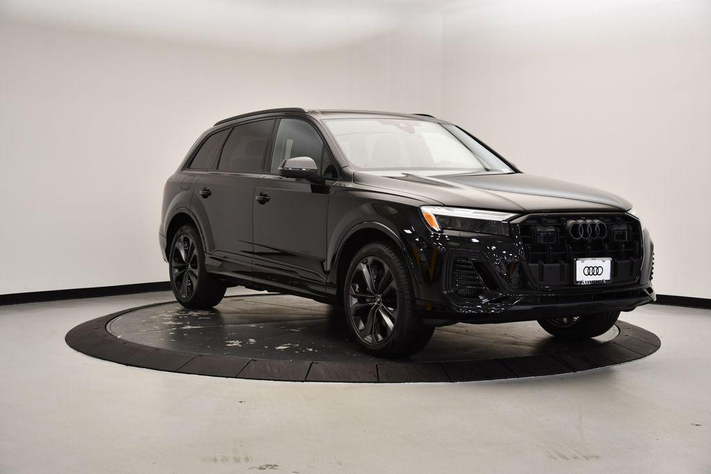 new 2025 Audi Q7 car, priced at $76,985