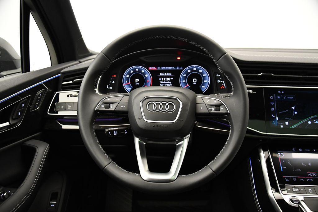 new 2025 Audi Q7 car