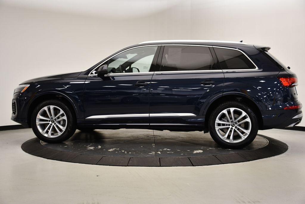 used 2025 Audi Q7 car, priced at $62,989