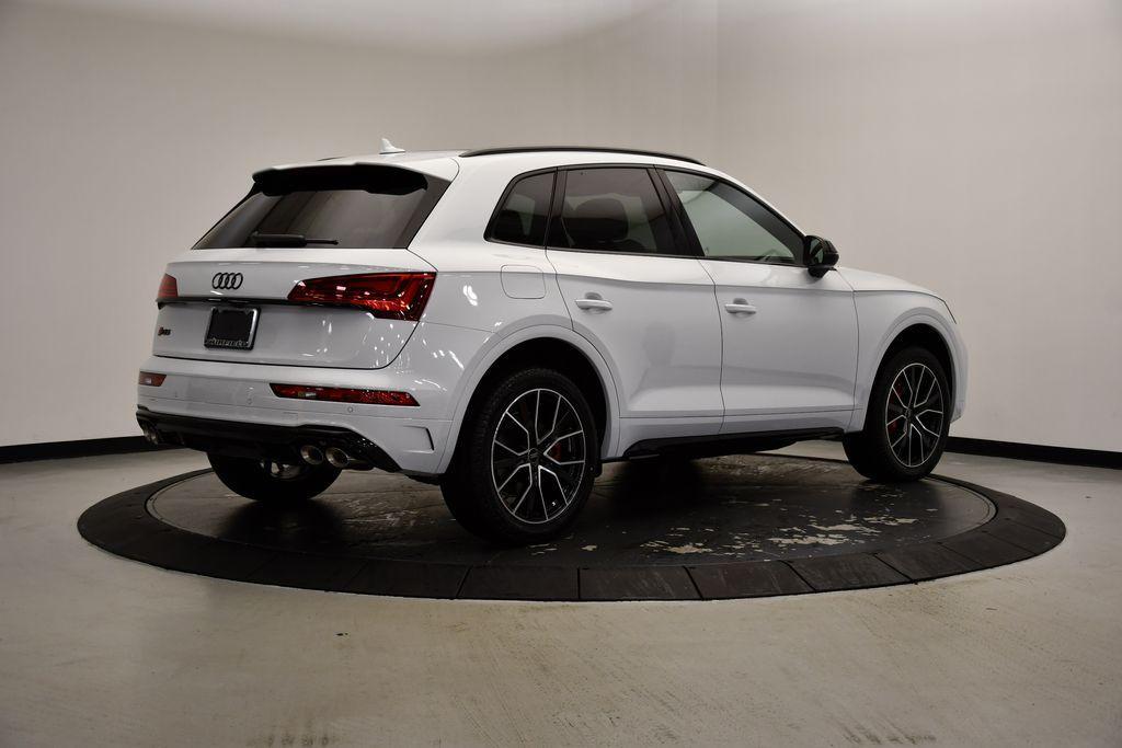 new 2025 Audi SQ5 car, priced at $70,270