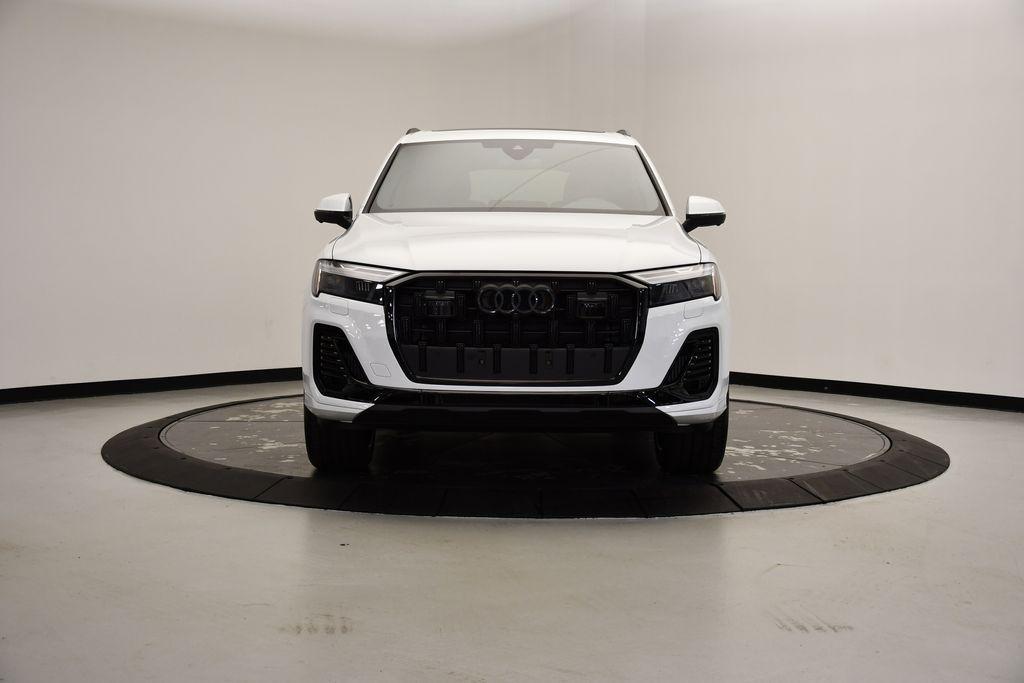 new 2025 Audi Q7 car, priced at $77,880