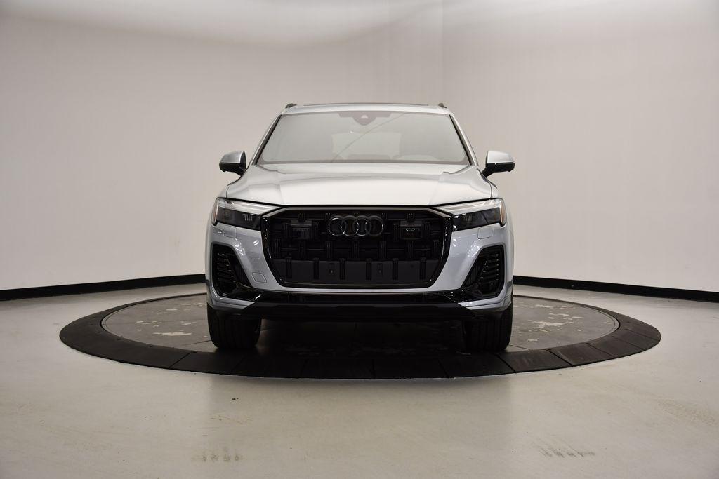 new 2025 Audi Q7 car, priced at $78,245