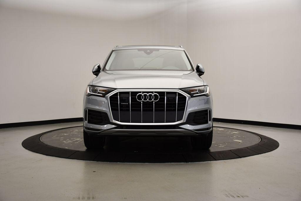 used 2024 Audi Q7 car, priced at $56,299