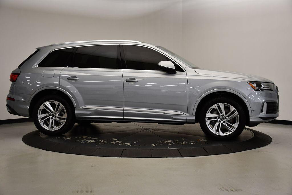 used 2024 Audi Q7 car, priced at $56,299