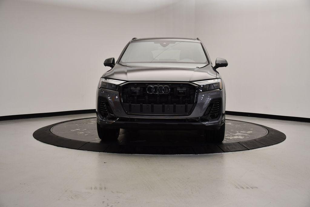 new 2025 Audi Q7 car, priced at $76,250