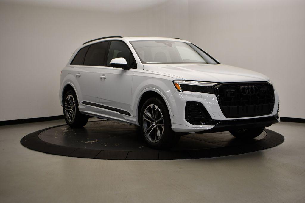 used 2025 Audi Q7 car, priced at $62,699