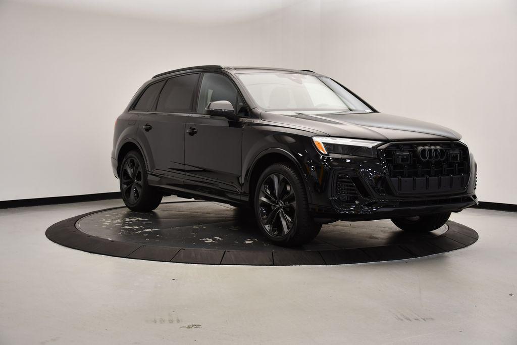 new 2025 Audi Q7 car, priced at $78,245