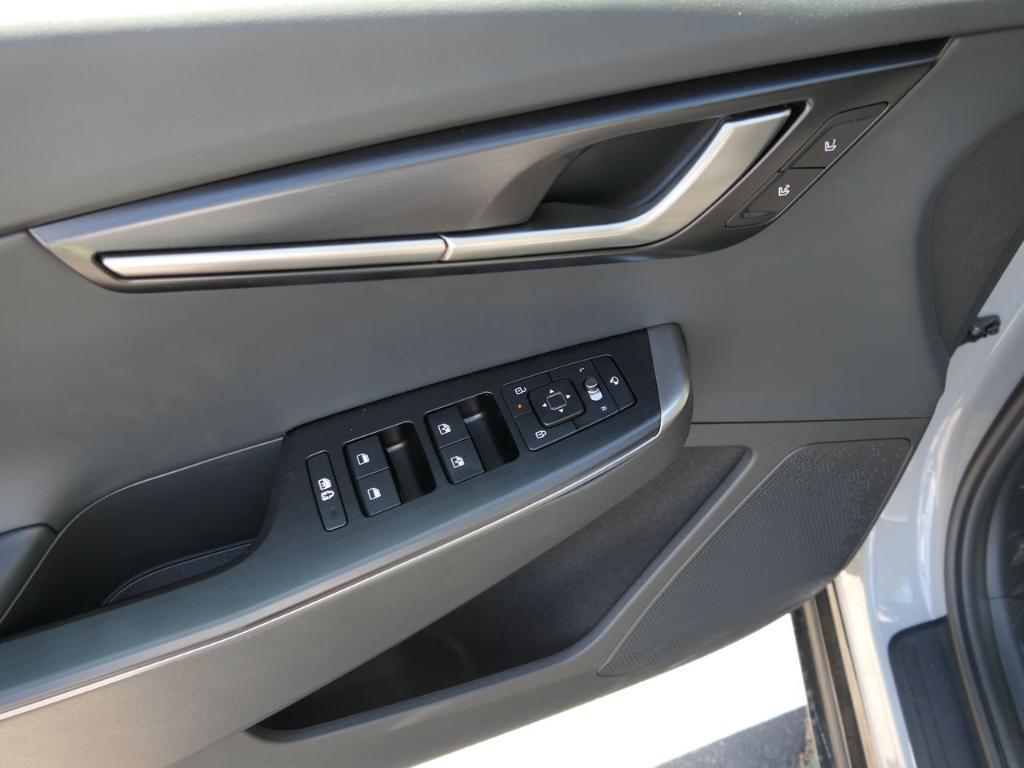 new 2025 Kia EV6 car, priced at $52,340