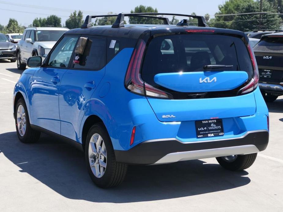 new 2025 Kia Soul car, priced at $24,955