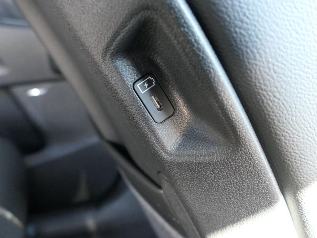 new 2026 Kia Sorento car, priced at $48,270