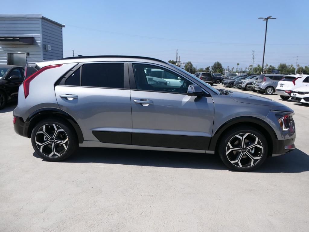 new 2025 Kia Niro car, priced at $36,960