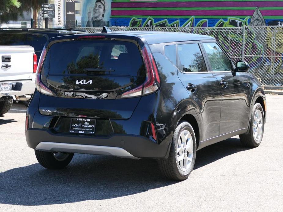 new 2024 Kia Soul car, priced at $25,125