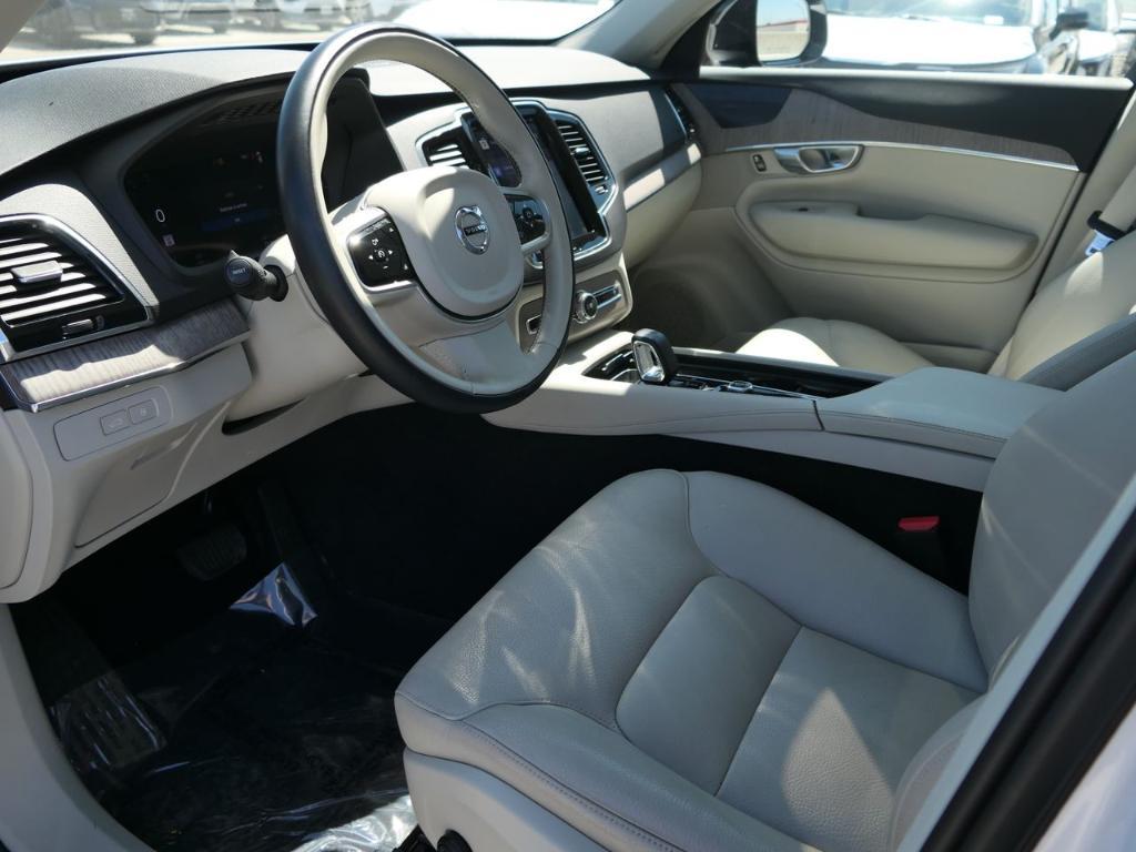 used 2023 Volvo XC90 Recharge Plug-In Hybrid car, priced at $52,000