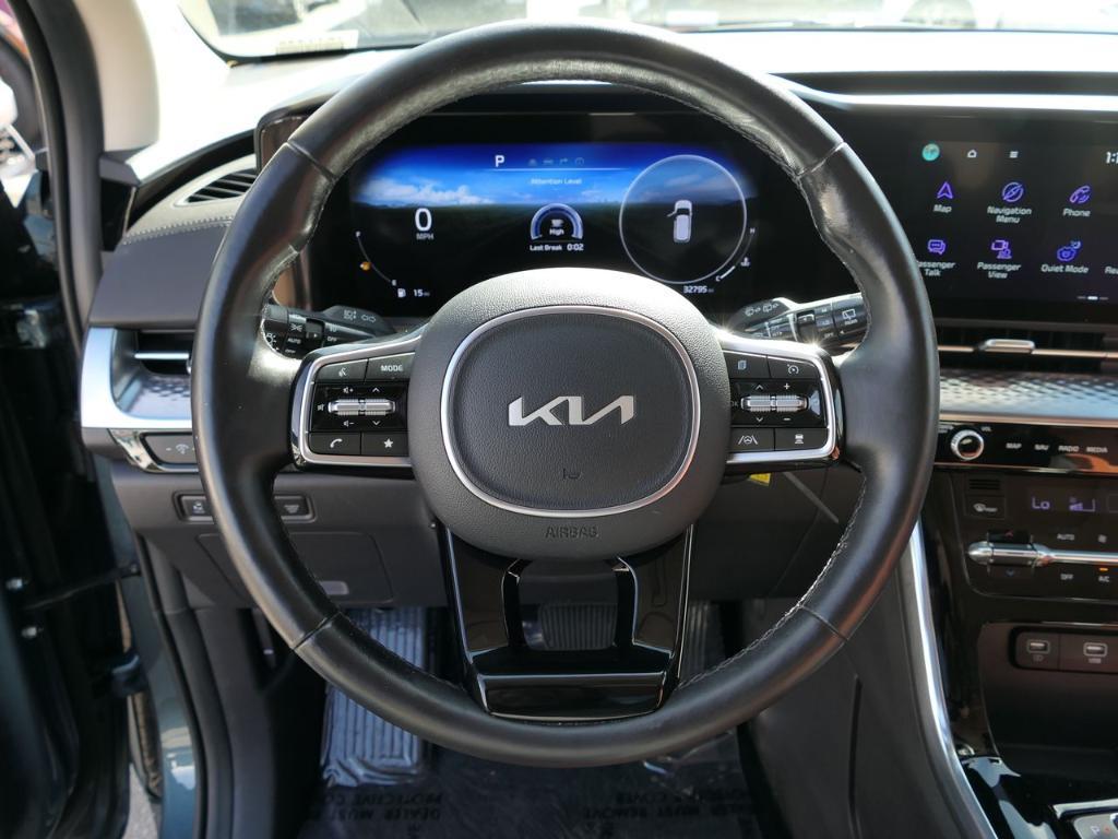 used 2023 Kia Carnival car, priced at $38,400