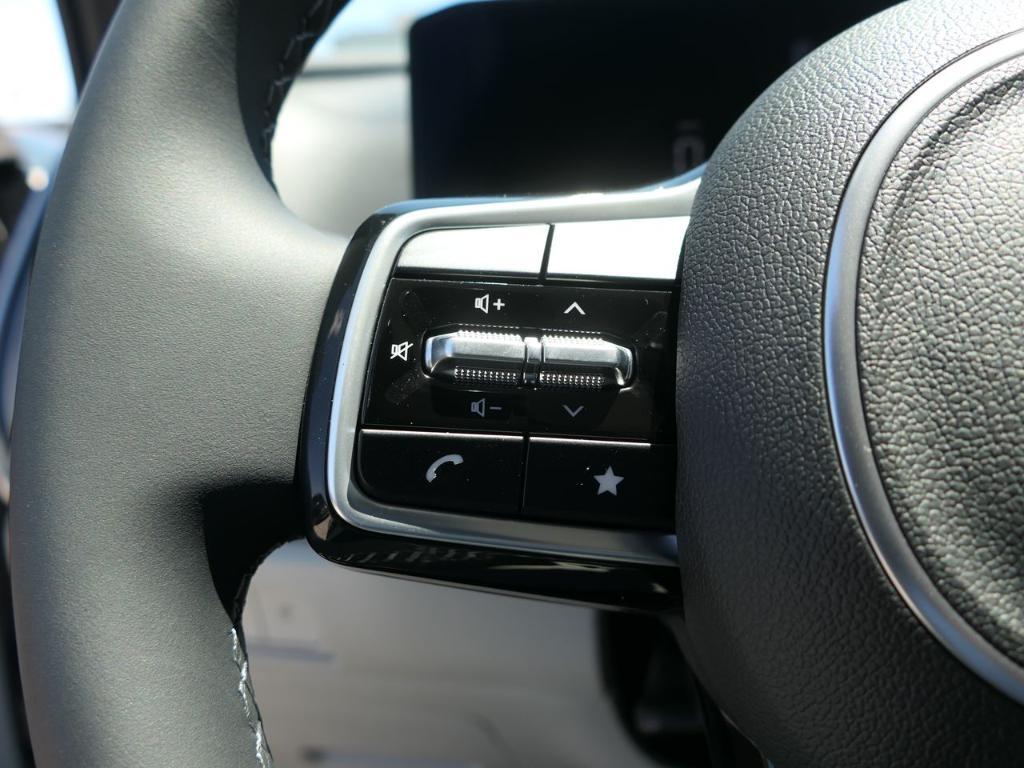new 2025 Kia Sorento car, priced at $38,325