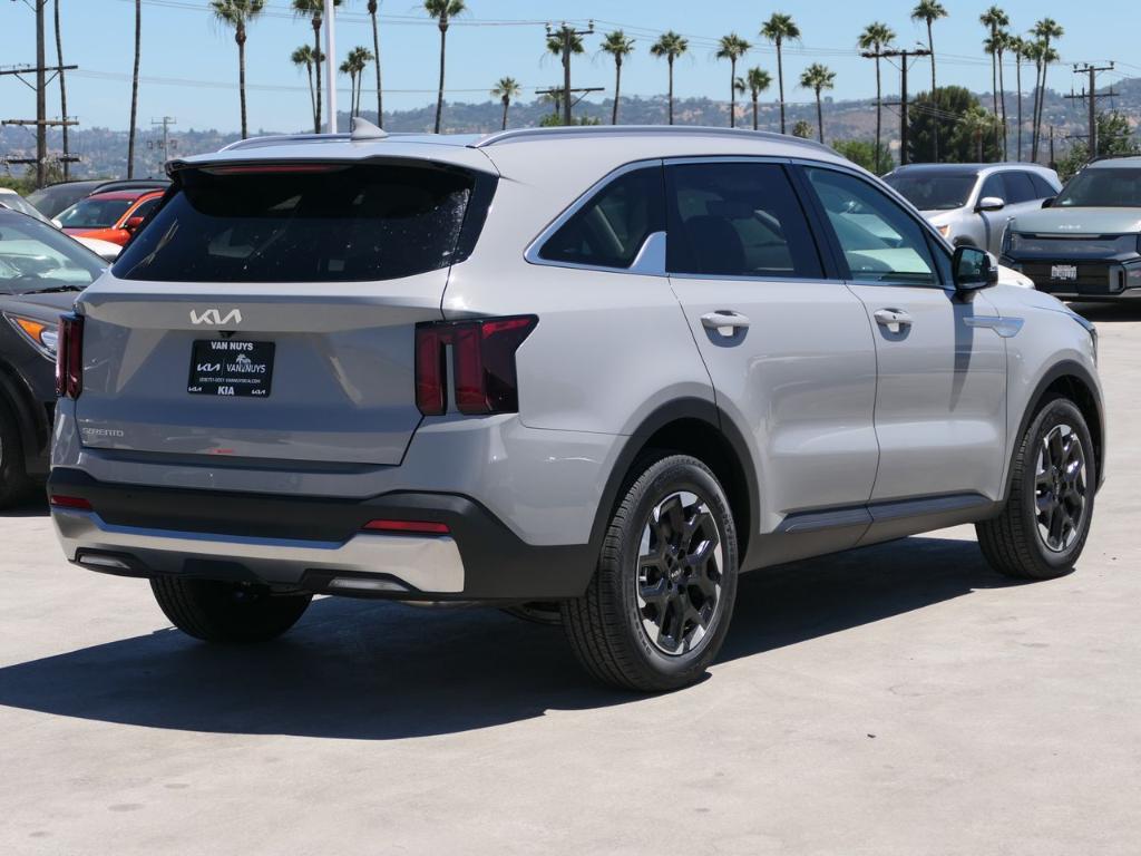 new 2025 Kia Sorento car, priced at $38,325