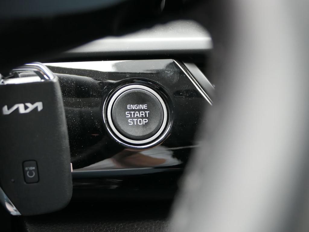 new 2025 Kia Seltos car, priced at $27,170