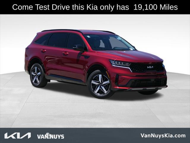 used 2023 Kia Sorento car, priced at $25,000