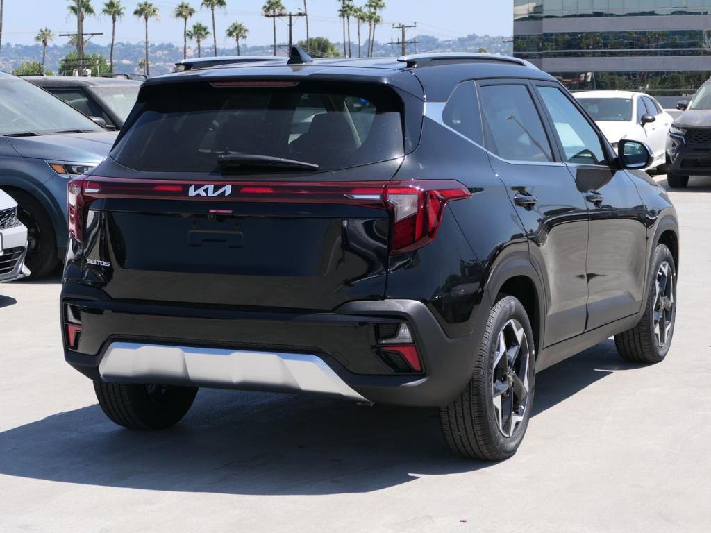 new 2025 Kia Seltos car, priced at $29,030