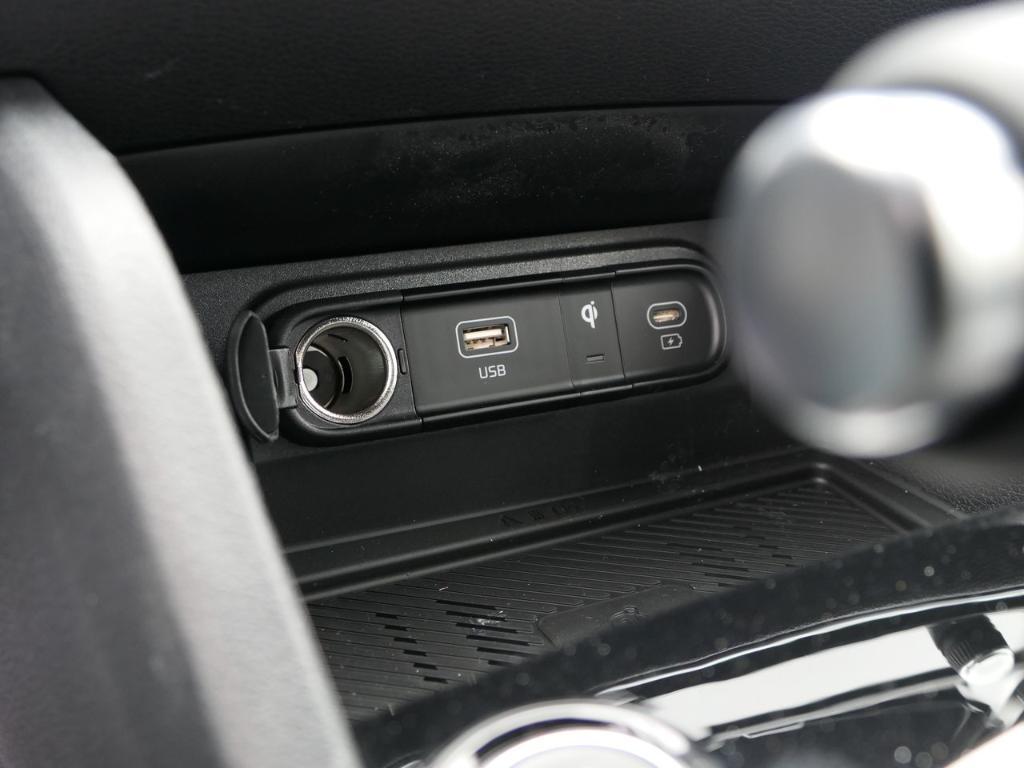 new 2025 Kia Sportage car, priced at $38,455