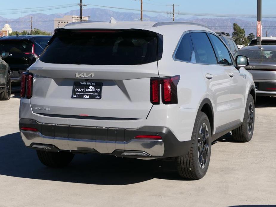 new 2025 Kia Sorento car, priced at $36,685