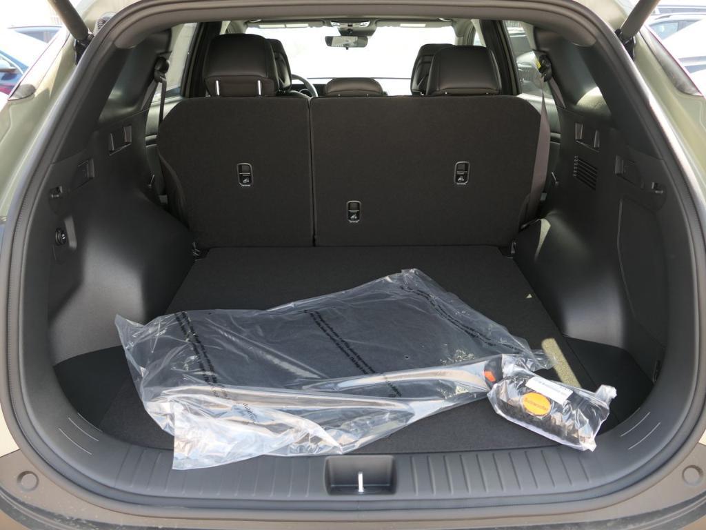 new 2025 Kia Sportage Plug-In Hybrid car, priced at $46,095