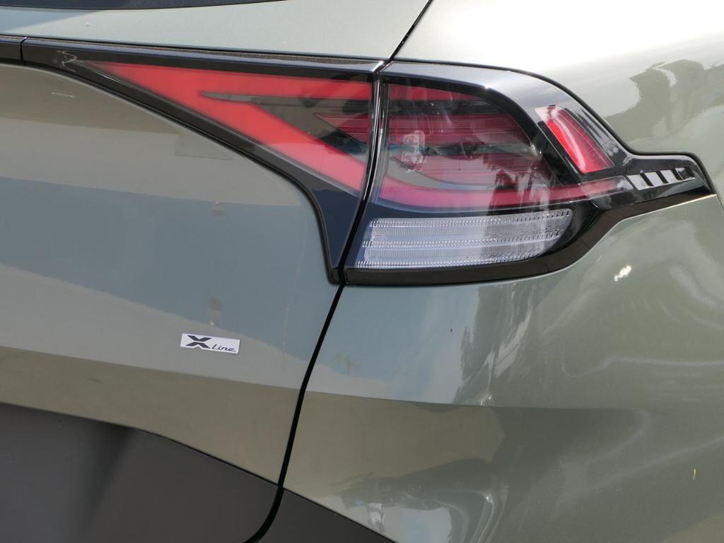 new 2025 Kia Sportage Plug-In Hybrid car, priced at $46,095