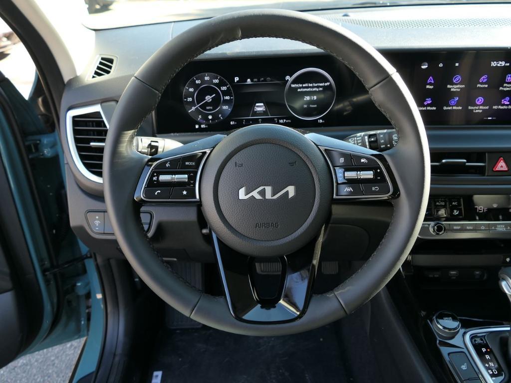 new 2025 Kia Seltos car, priced at $28,265