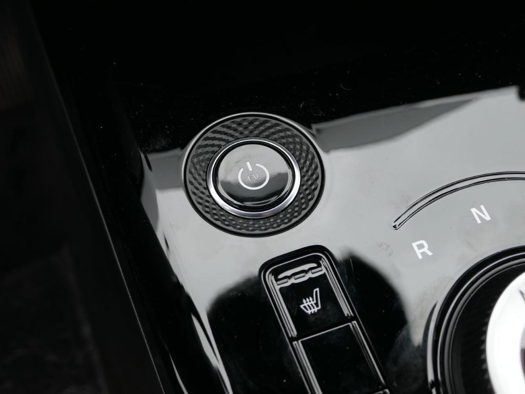 new 2025 Kia Niro EV car, priced at $41,225