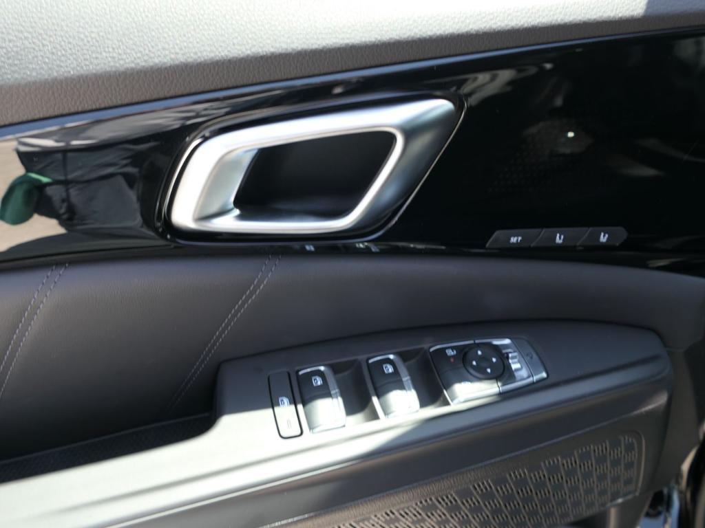 new 2026 Kia Carnival car, priced at $53,285