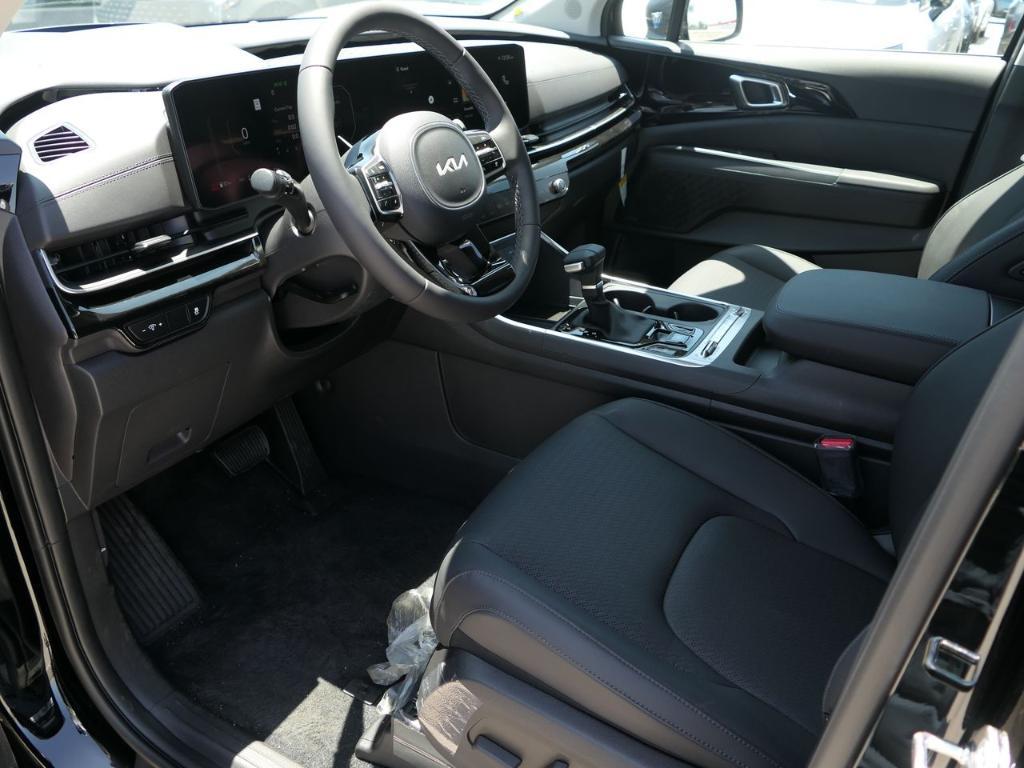new 2026 Kia Carnival car, priced at $53,285