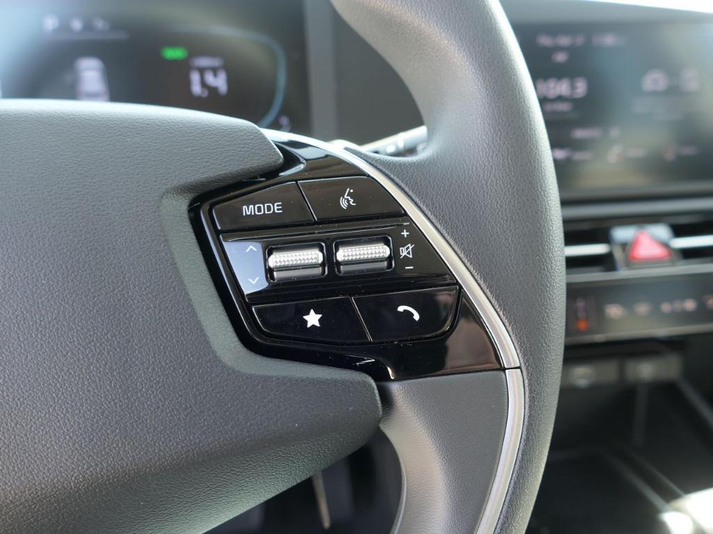 new 2025 Kia Niro car, priced at $29,155
