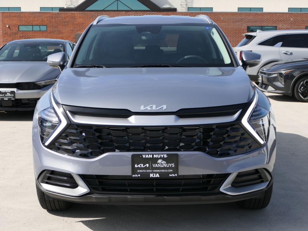 new 2025 Kia Sportage car, priced at $33,010