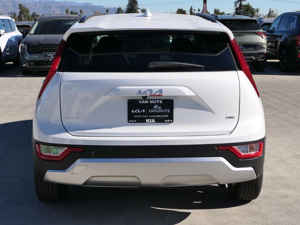 new 2025 Kia Niro car, priced at $28,960