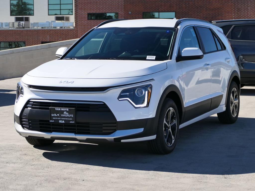 new 2025 Kia Niro car, priced at $28,960