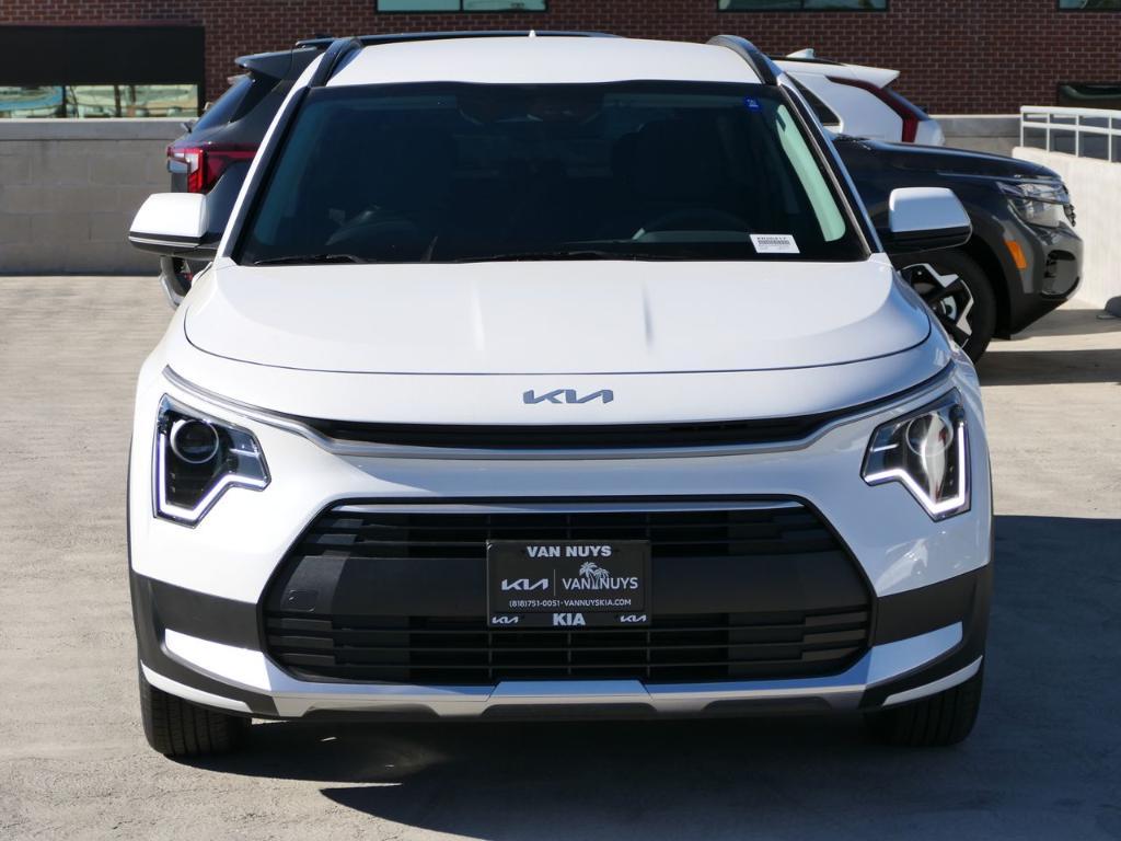 new 2025 Kia Niro car, priced at $28,960