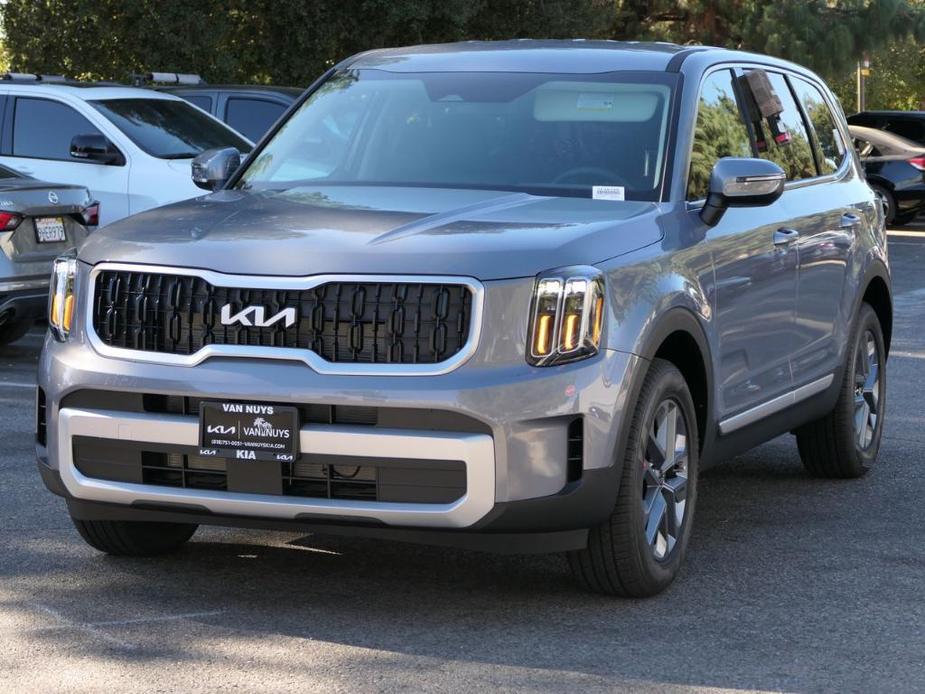 new 2025 Kia Telluride car, priced at $37,810