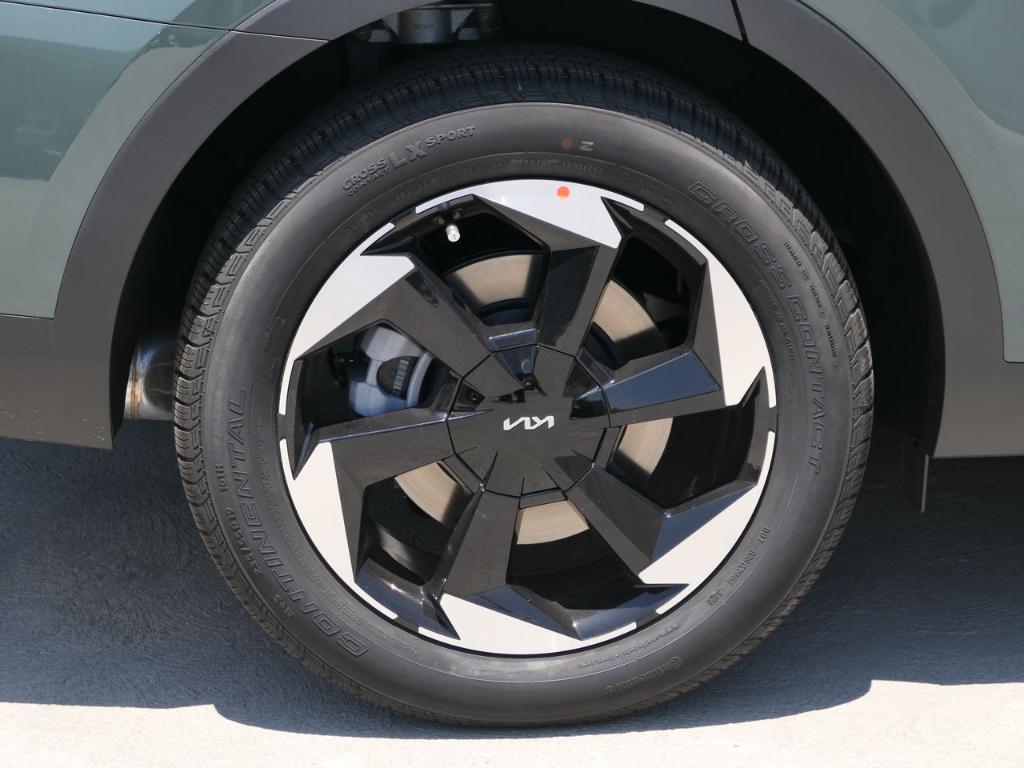 new 2025 Kia Sorento Hybrid car, priced at $41,630