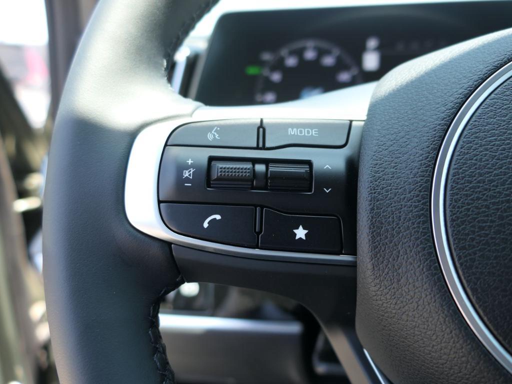 new 2025 Kia Sportage Plug-In Hybrid car, priced at $47,225