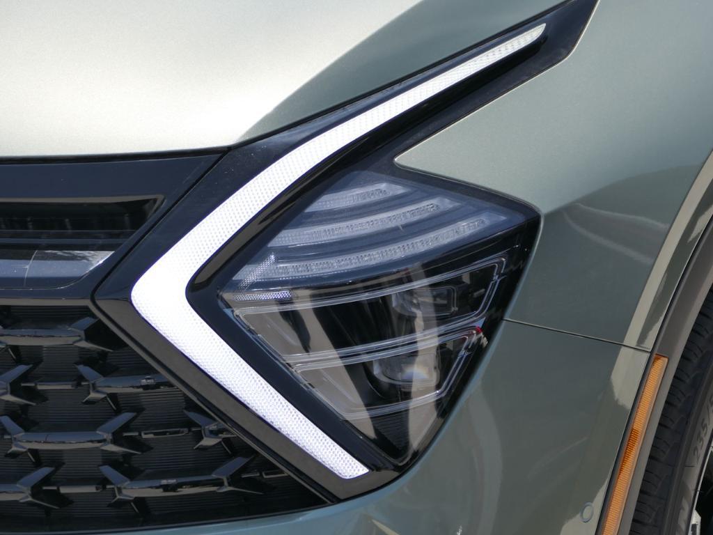 new 2025 Kia Sportage Plug-In Hybrid car, priced at $47,225
