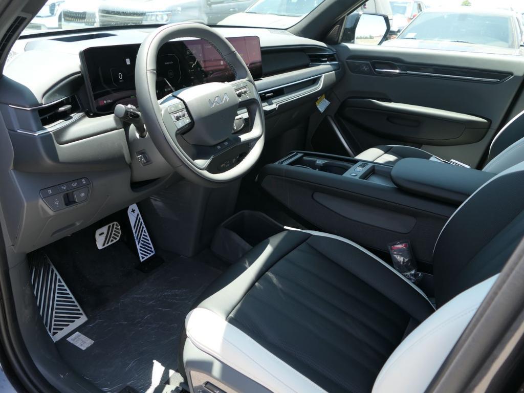 new 2026 Kia EV9 car, priced at $73,820