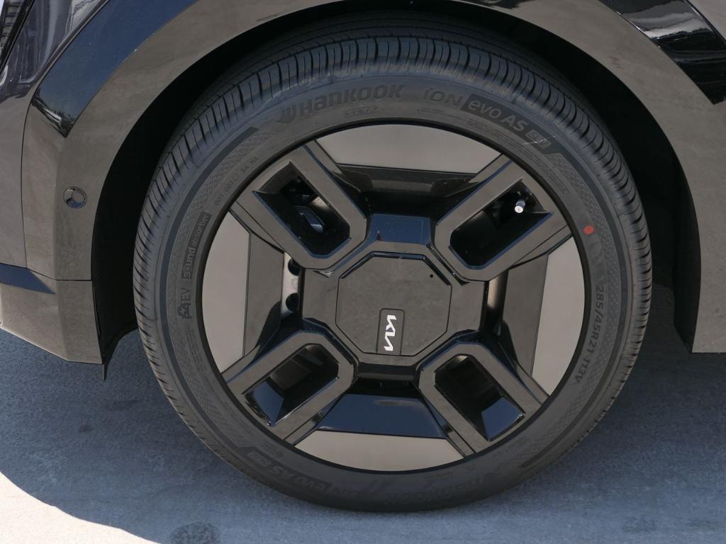 new 2026 Kia EV9 car, priced at $73,820