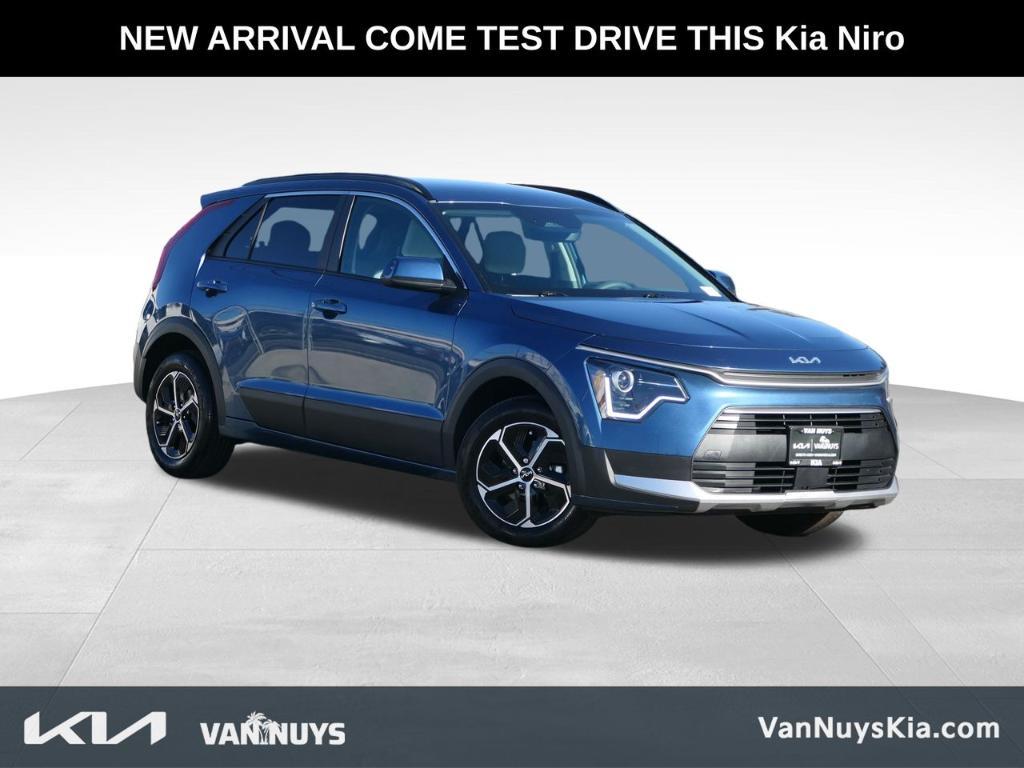 used 2025 Kia Niro car, priced at $31,000