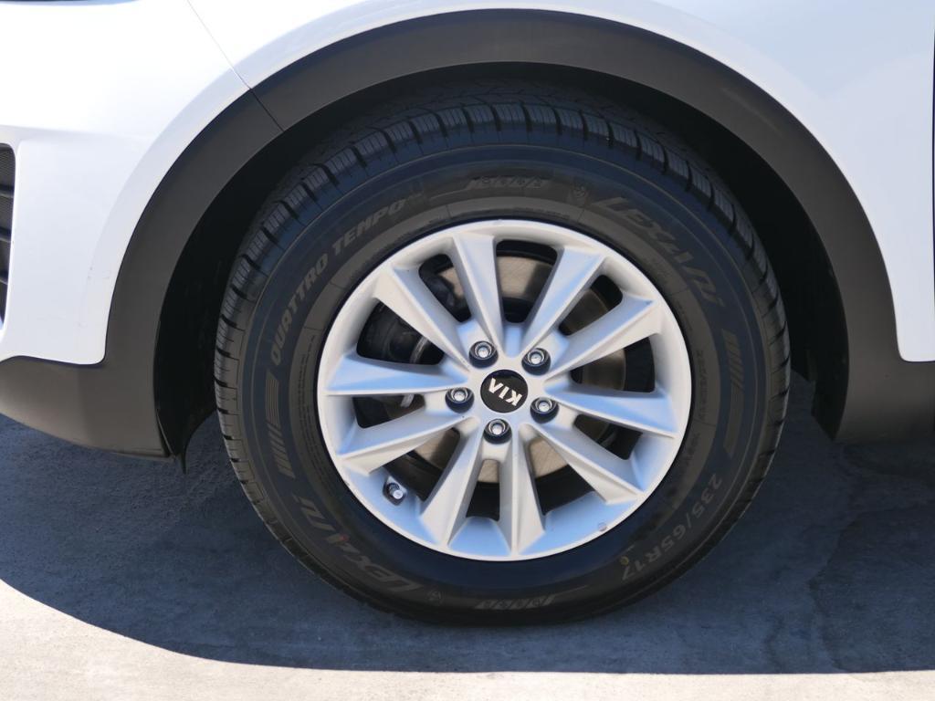 used 2020 Kia Sorento car, priced at $17,000